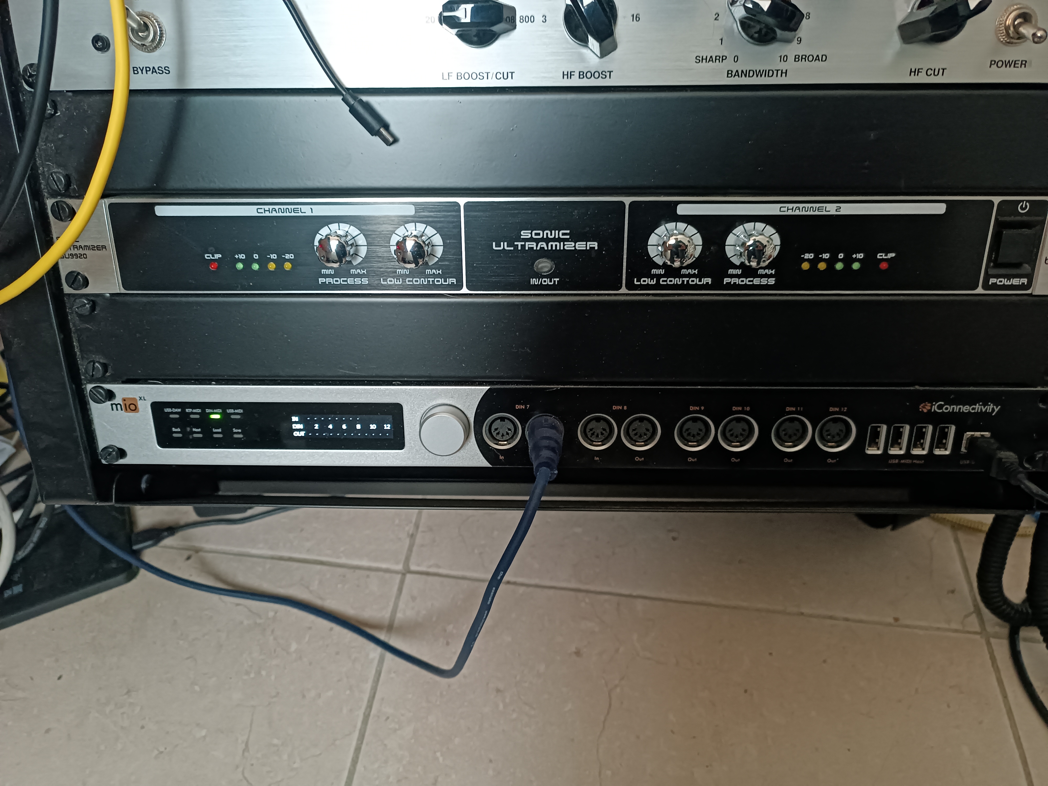 Vends Mio XL interface midi usb sous garantie