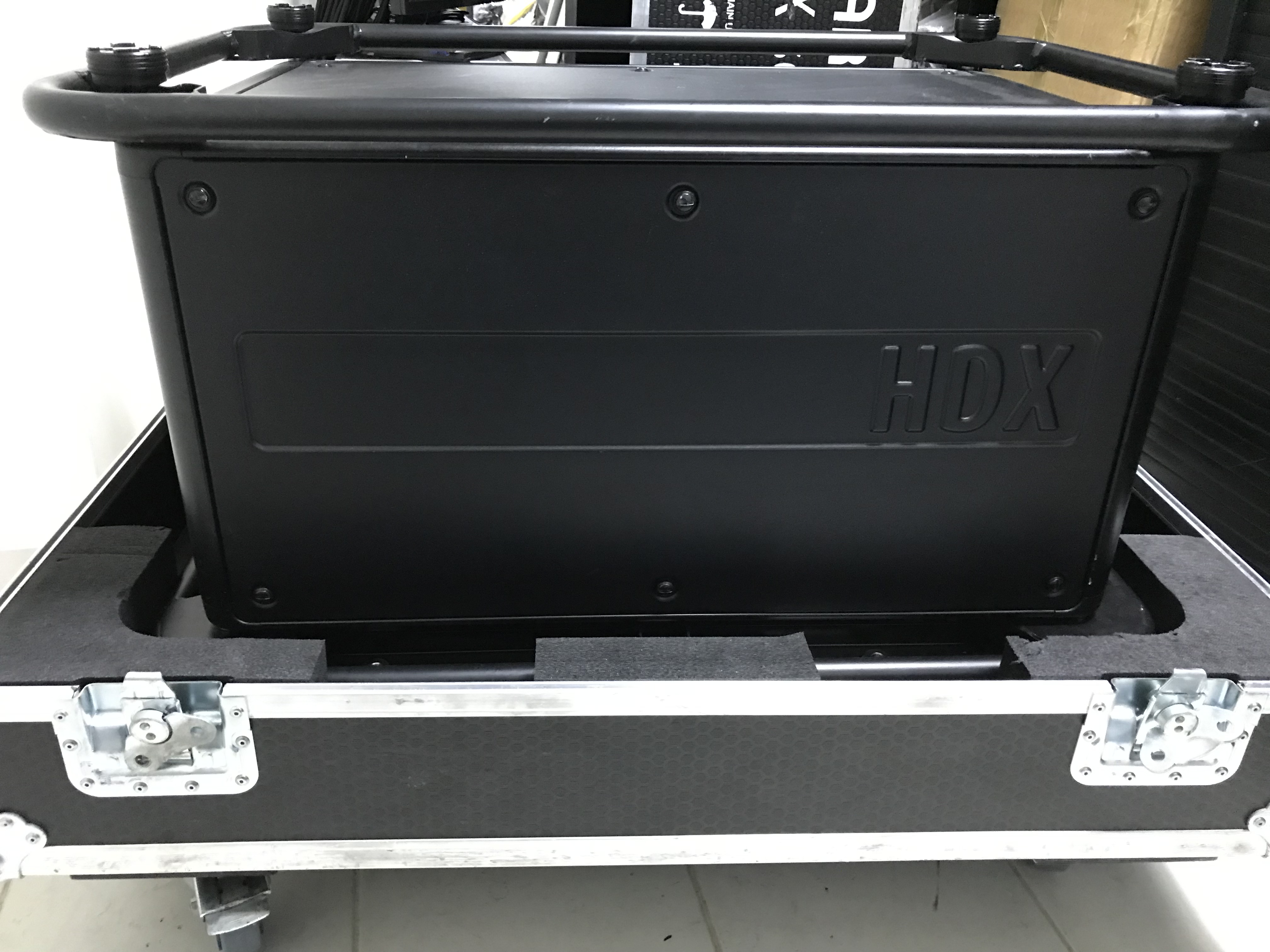 13 - HDX Left Side Panel