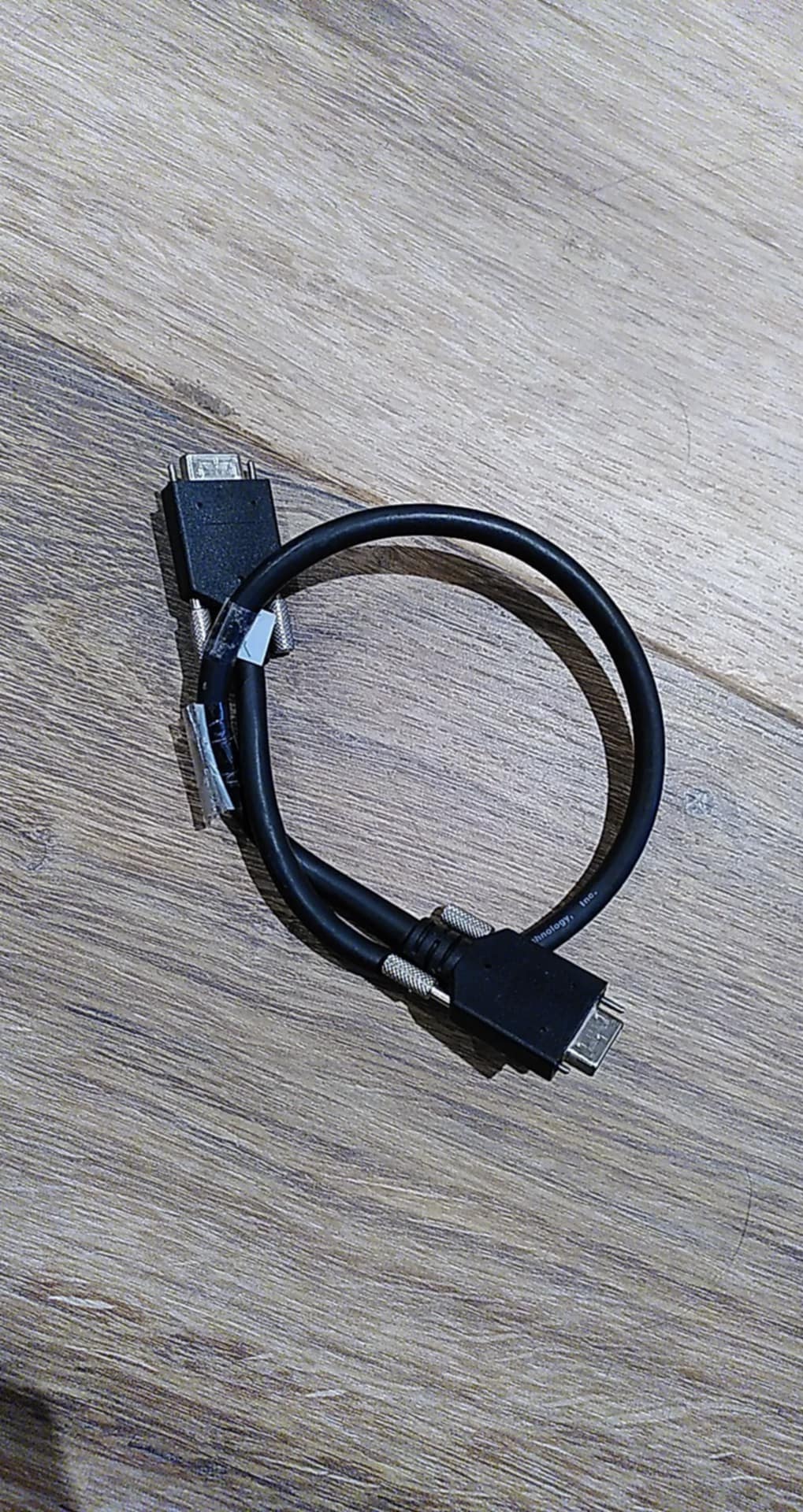 Vends câble avid digilink