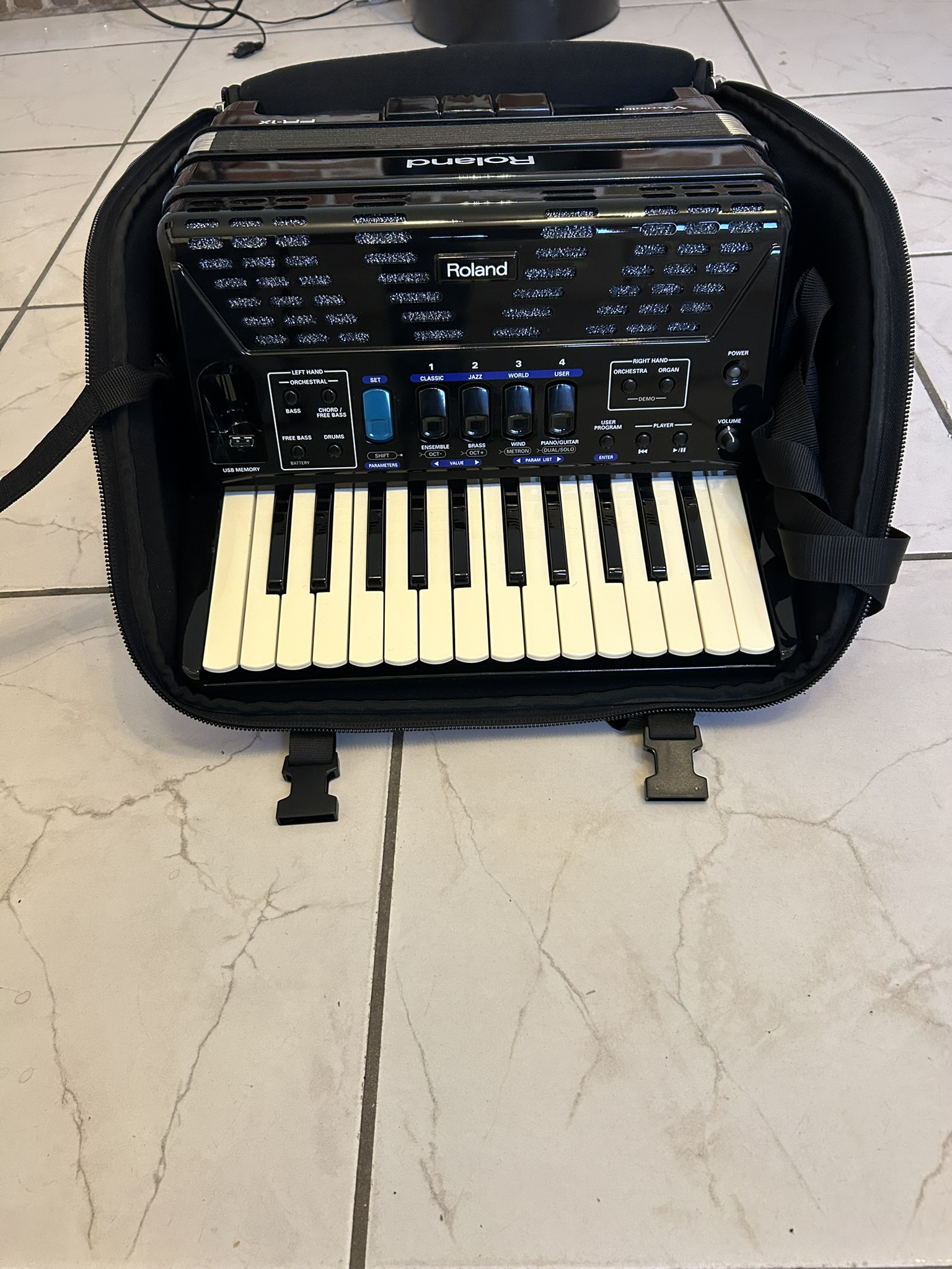 roland FR 1 X BK