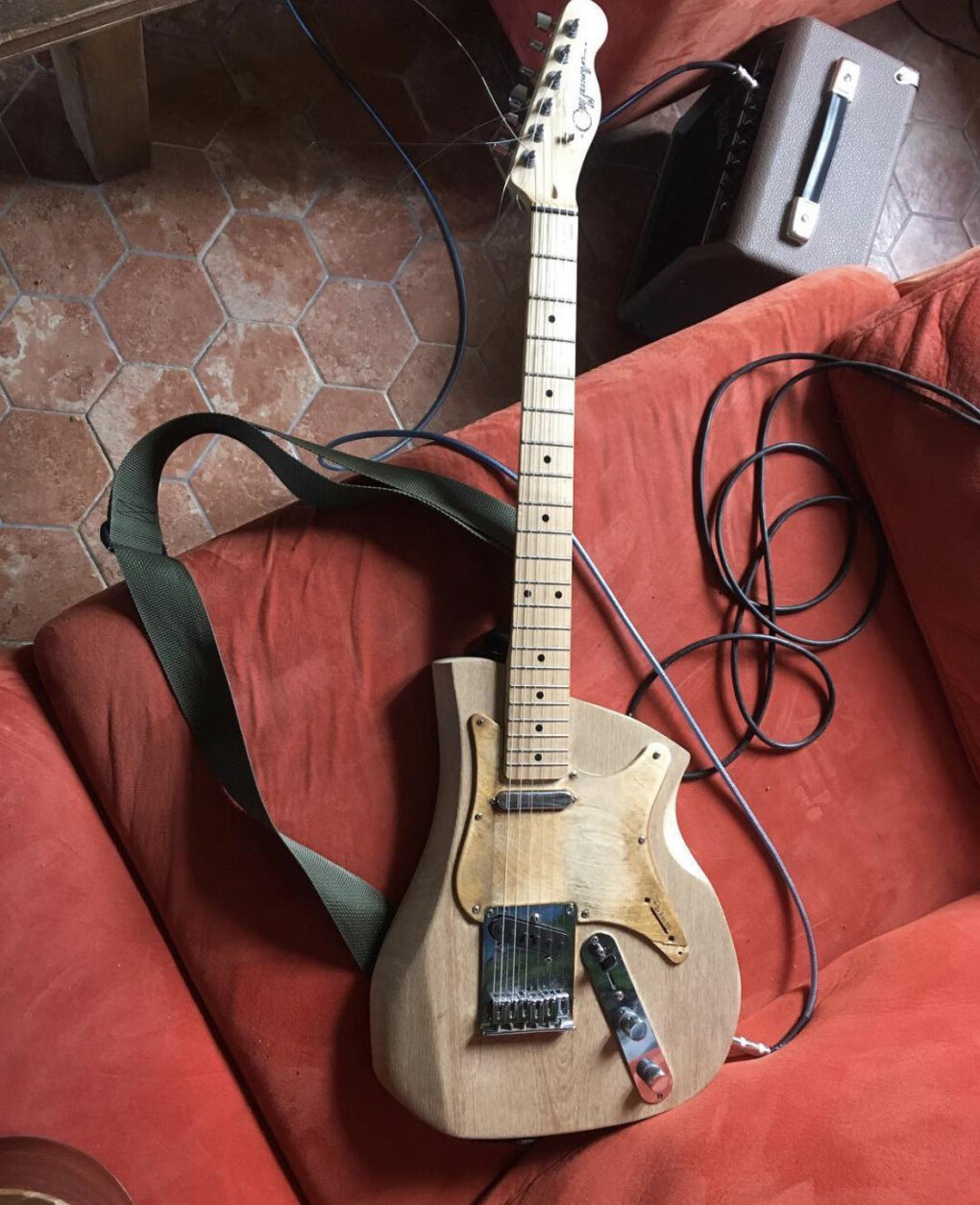 6699552.jpg 6699552.jpg