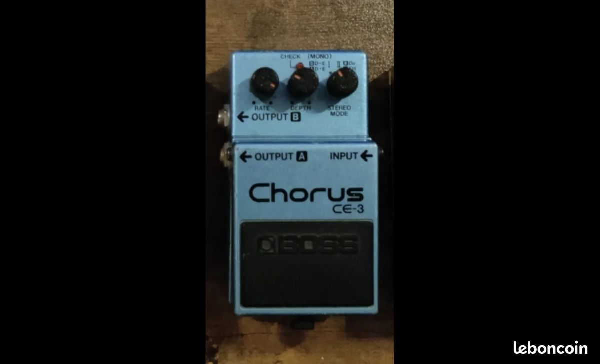 VENDS BOSS CE-3 CHORUS MIJ