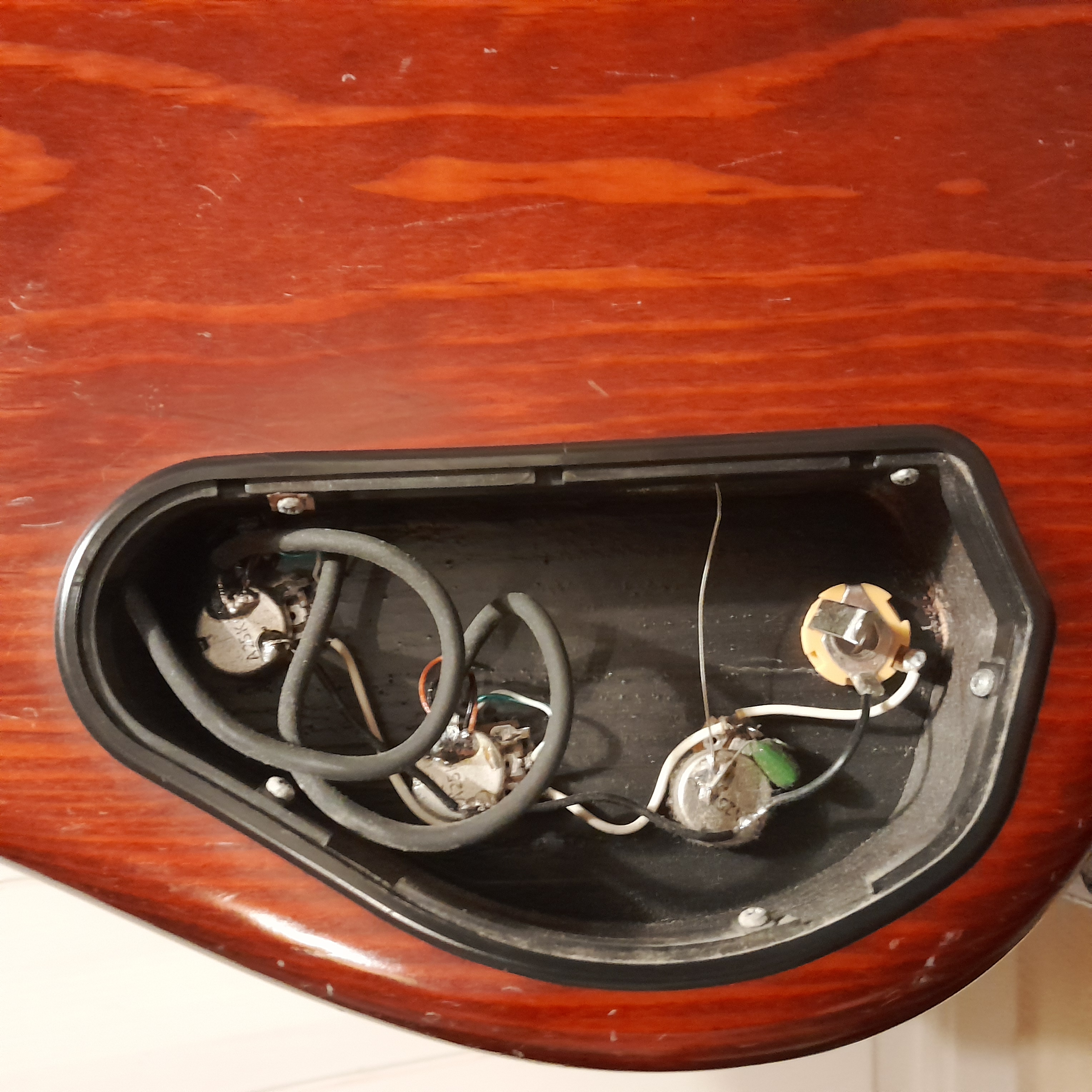 Vends basse Warwick Streamer Standard 