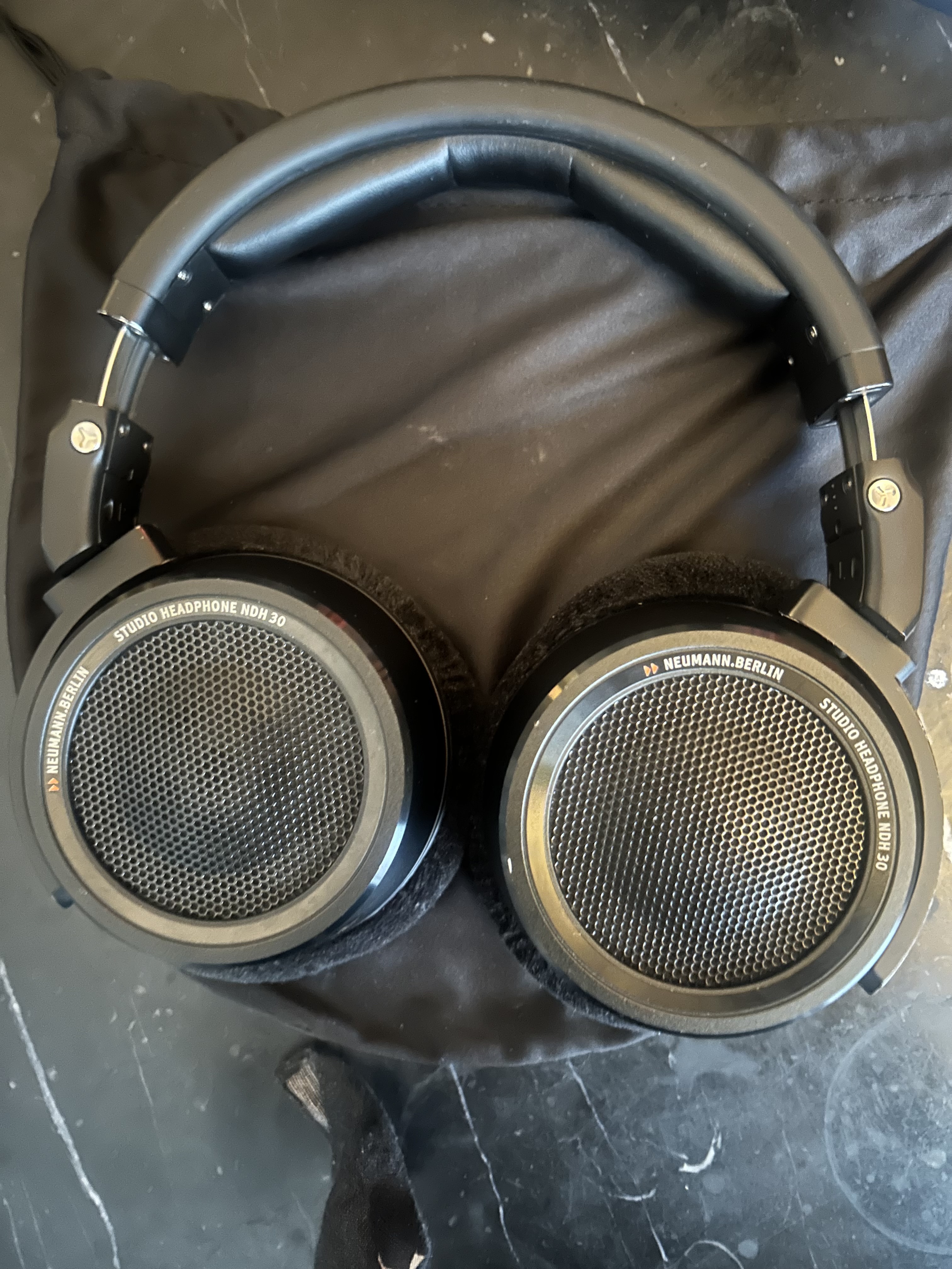 Vends NDH30 black édition comme neuf