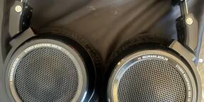 Vends NDH30 black édition comme neuf