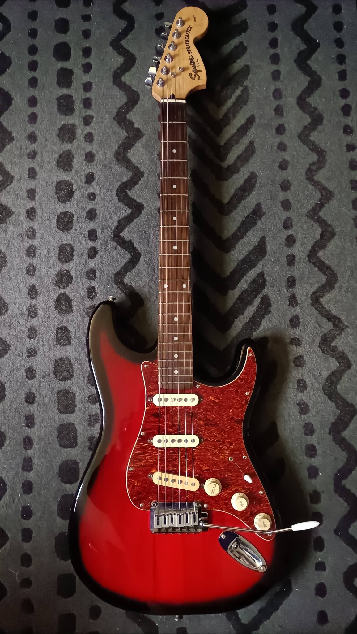 Vends  Squier Stratocaster Standard
