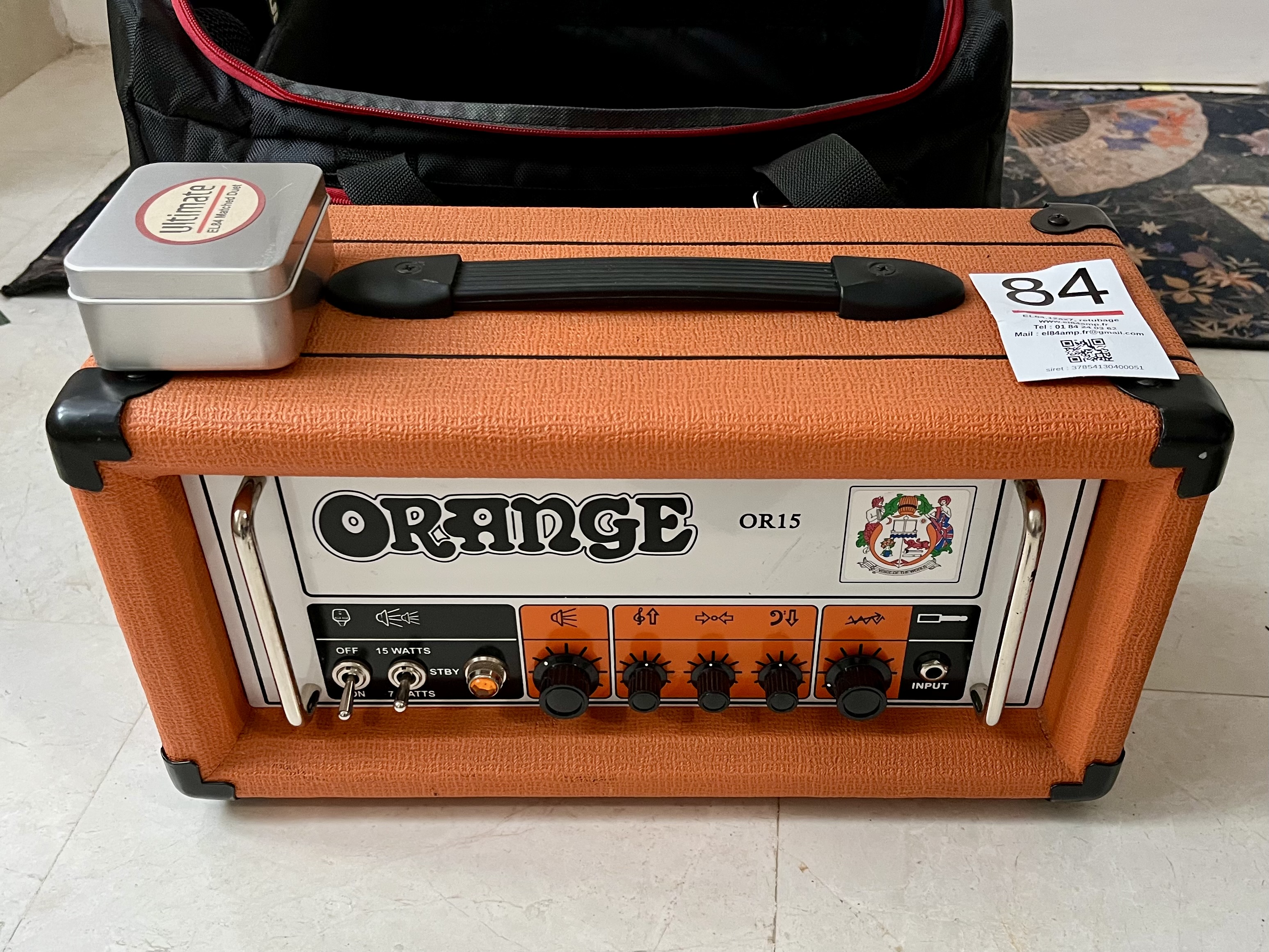 Vends orange or15 + sac et lampes neuves