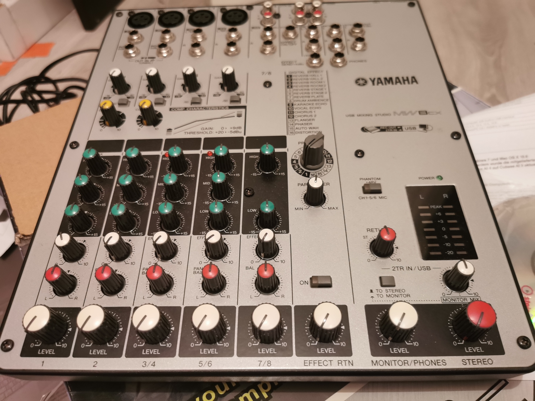 Yamaha MW8cx (47714)