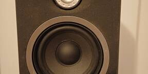 Focal CMS 40