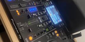 À saisir XDJ RX AVEC FLYCASE RIGIDE PIONEER