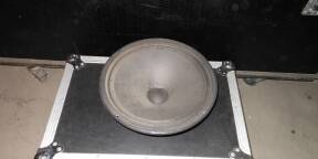 Vends une paire de HP JBL MI12