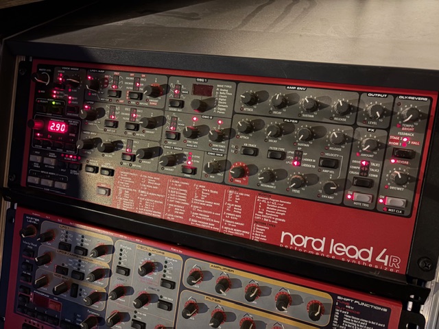 Vd Clavia Nord Lead 4R