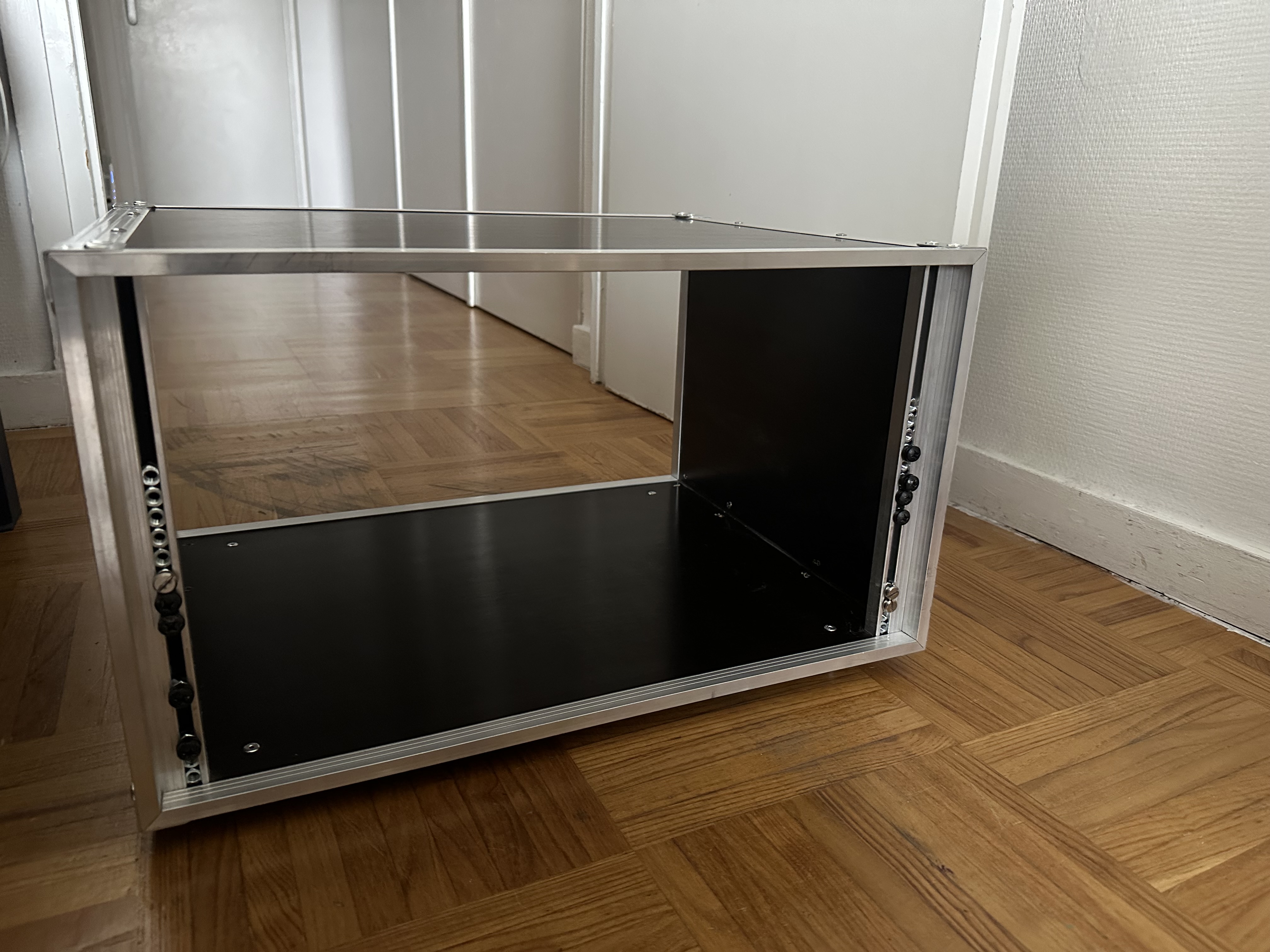 Vends Thon Rack Studio 6U