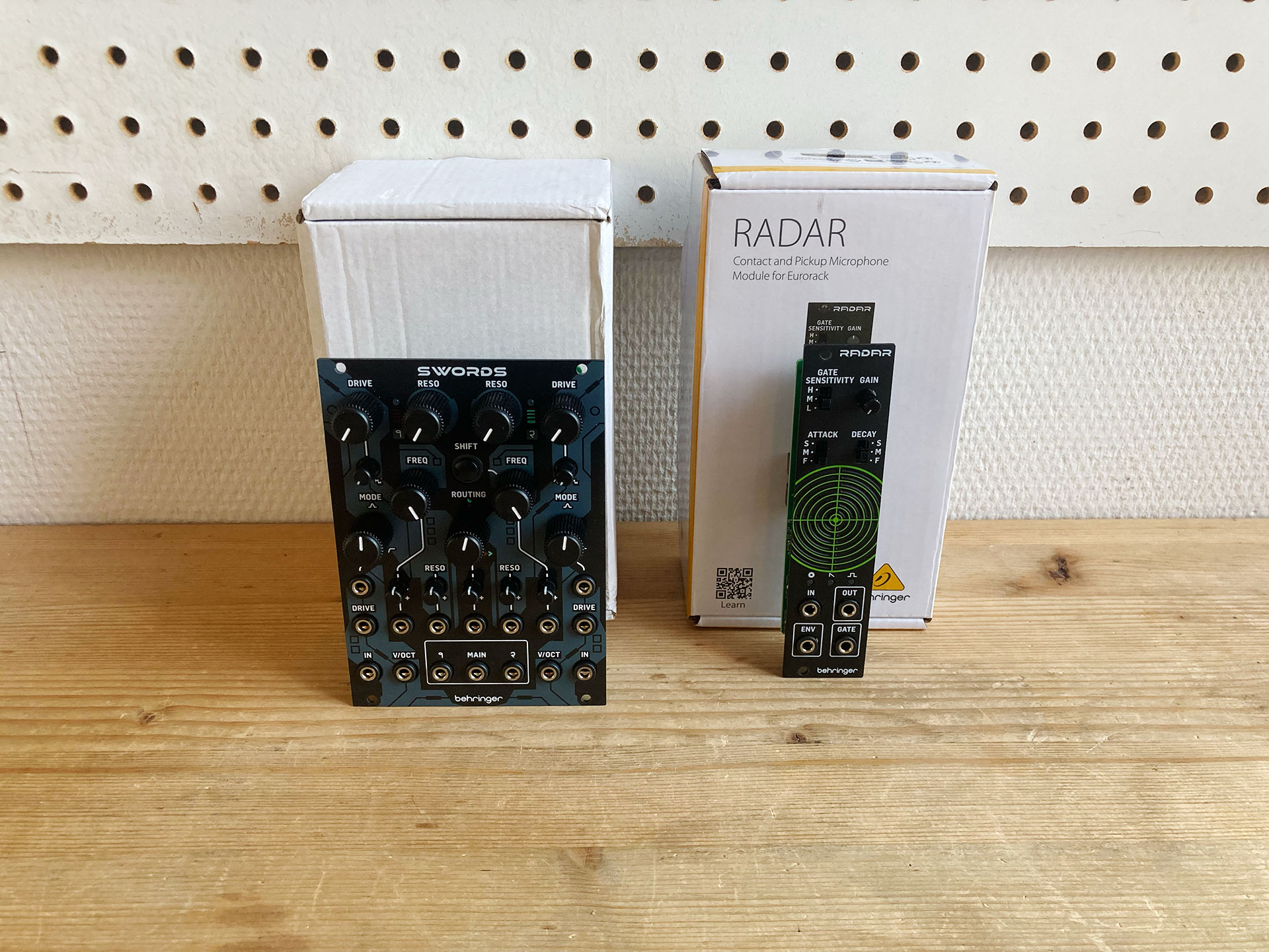 Modules Eurorack BEHRINGER (clones Mutable Instruments)