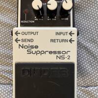 Vends BOSS Noise Suppressor