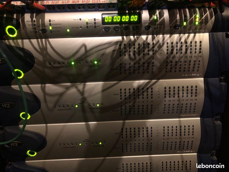 Vends 192 I/O+ 1 digital + Clock