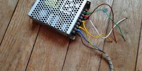 Alimentation Eurorack, Mean Well RT65B