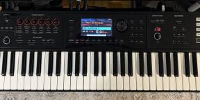 Roland FA-06 avec gig bag