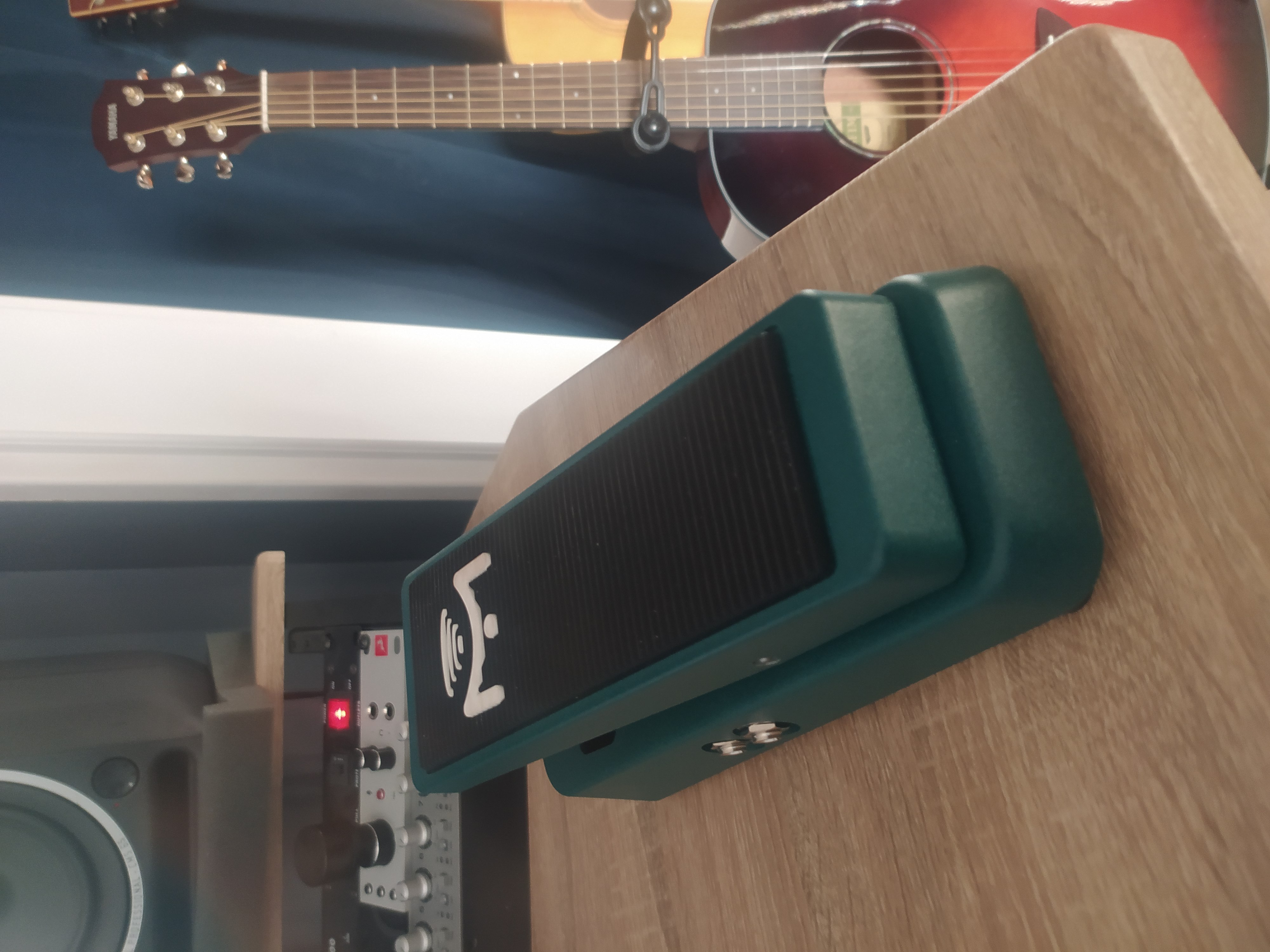 Vends pédale mission GP-KP