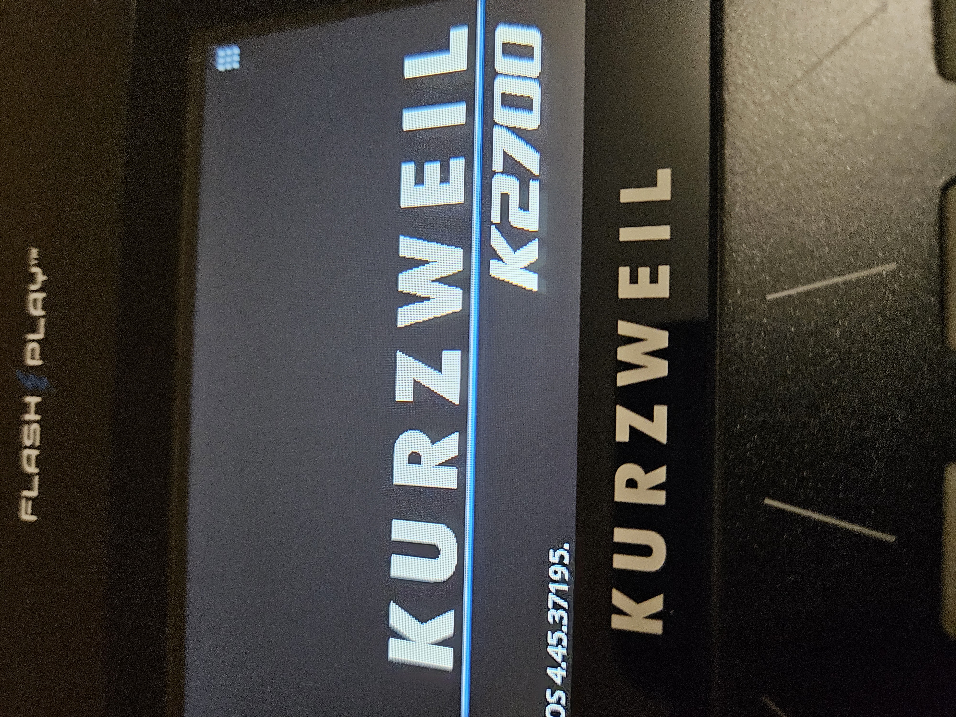 Kurzweil K2700 (64710)