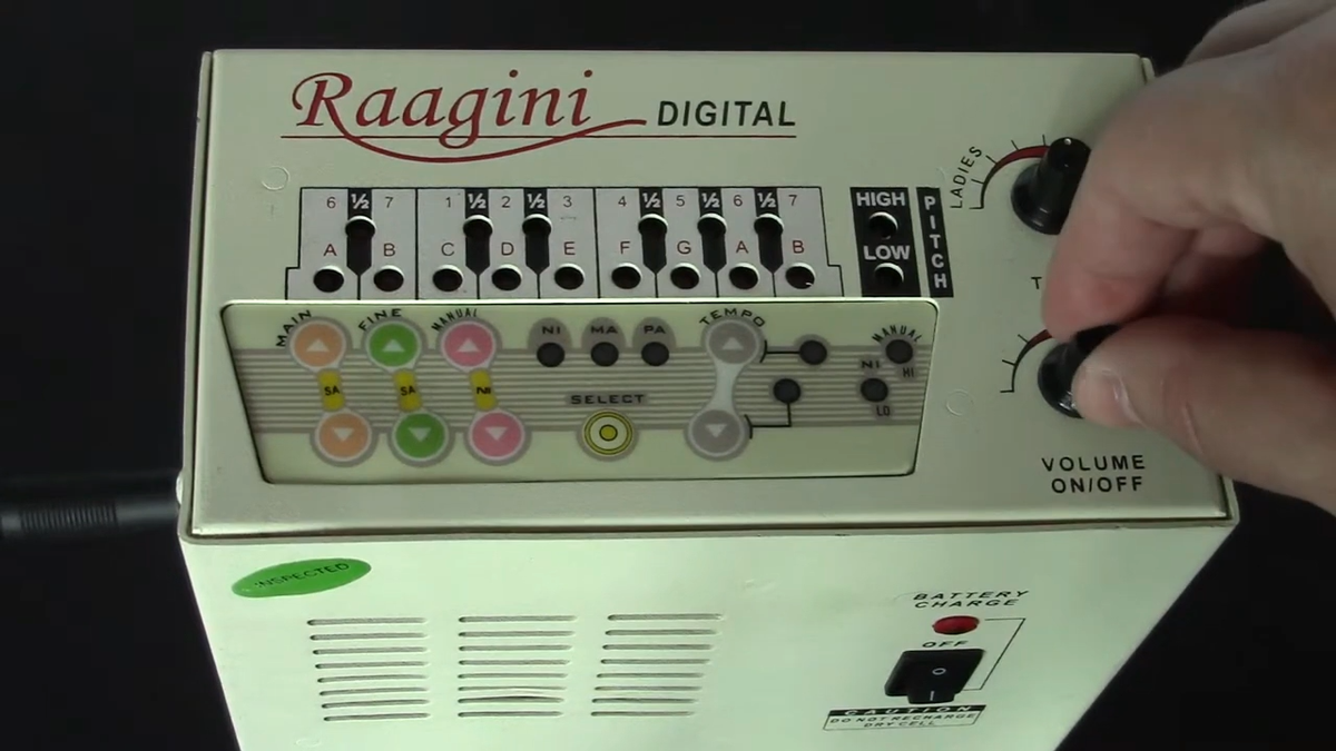 Raagini Digital Electronic Tanpura en très bon état!