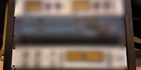 Wavebone Fin Rackmount Case Wood N°1