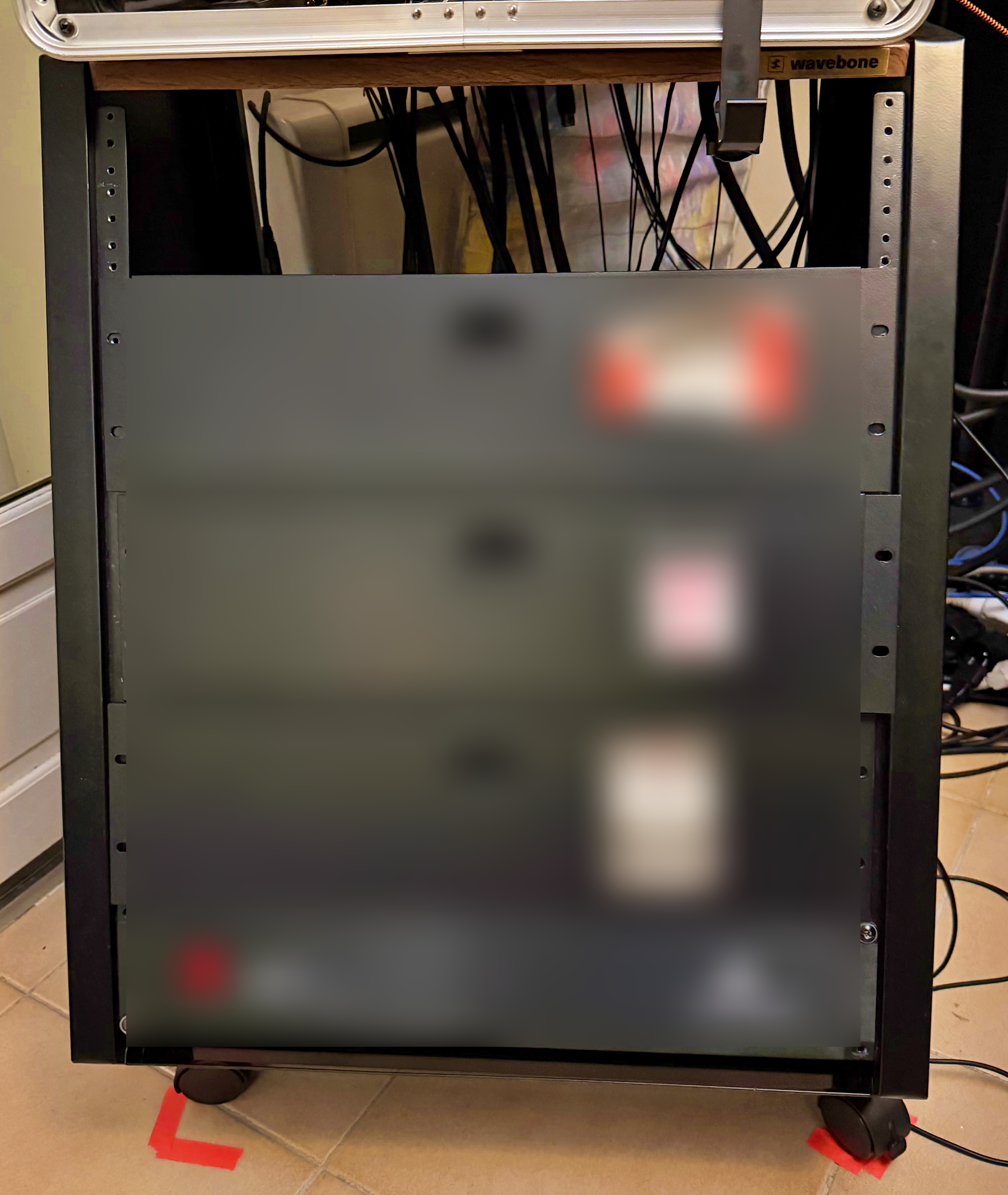 Wavebone Fin Rackmount Case Wood N°2