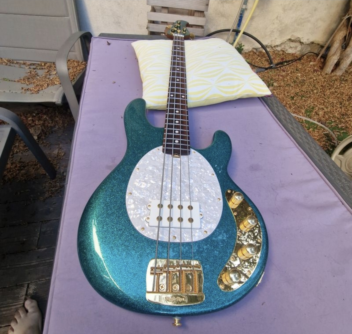 Vends basse Musicman stringray 4H special.