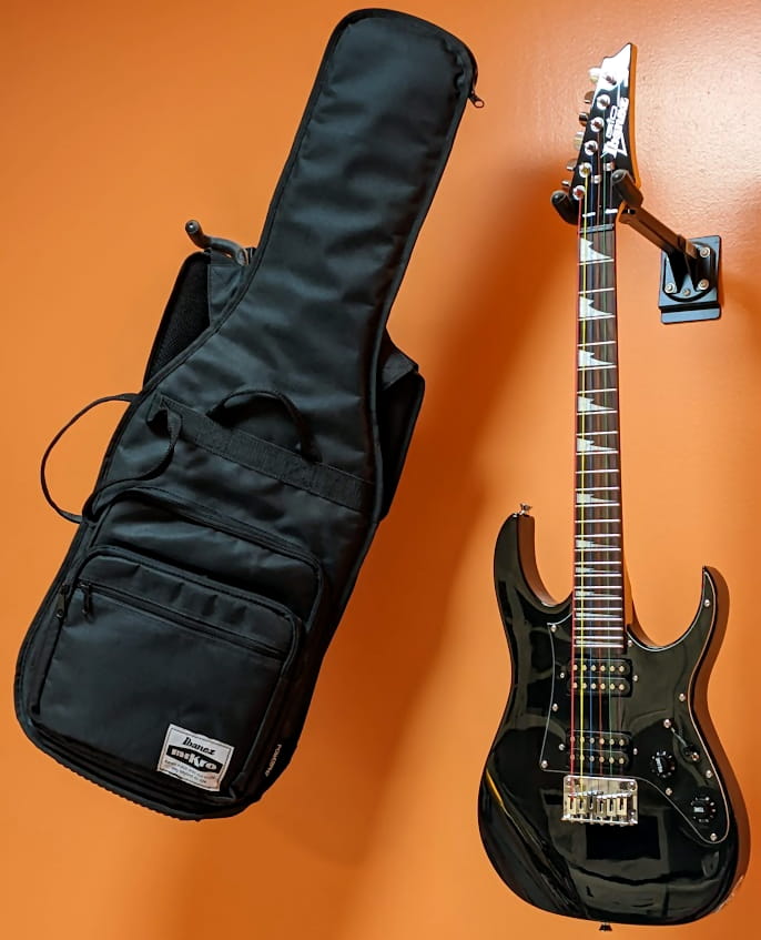 Vends [69] Ibanez GRGM21 miKro + gigbag Ibanez IGBMIKRO