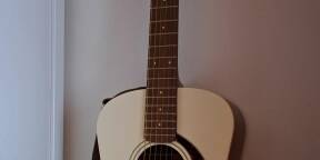 Vends mini guitare électroacoustique