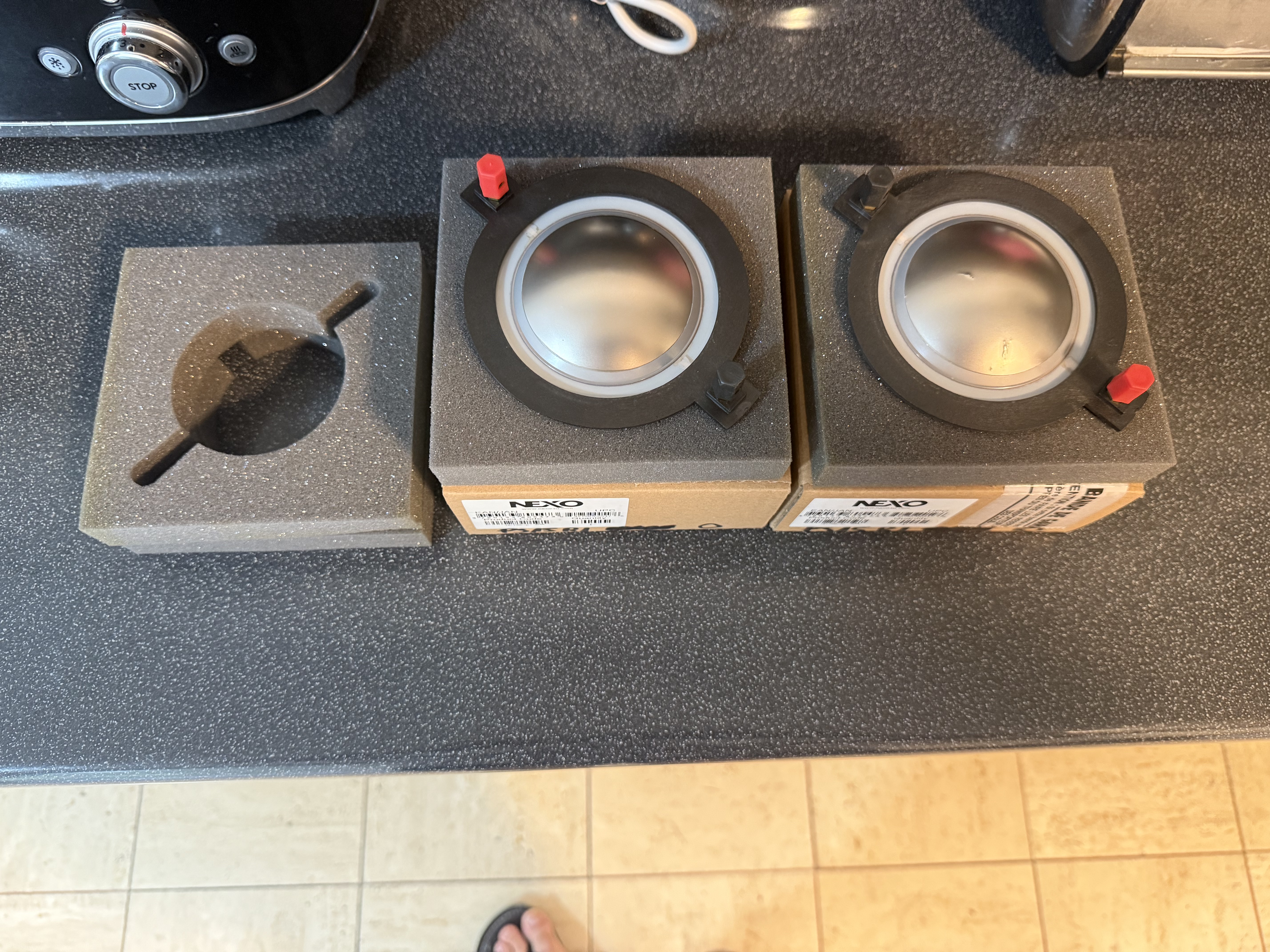 2 NEXO PS15 diaphragmes 