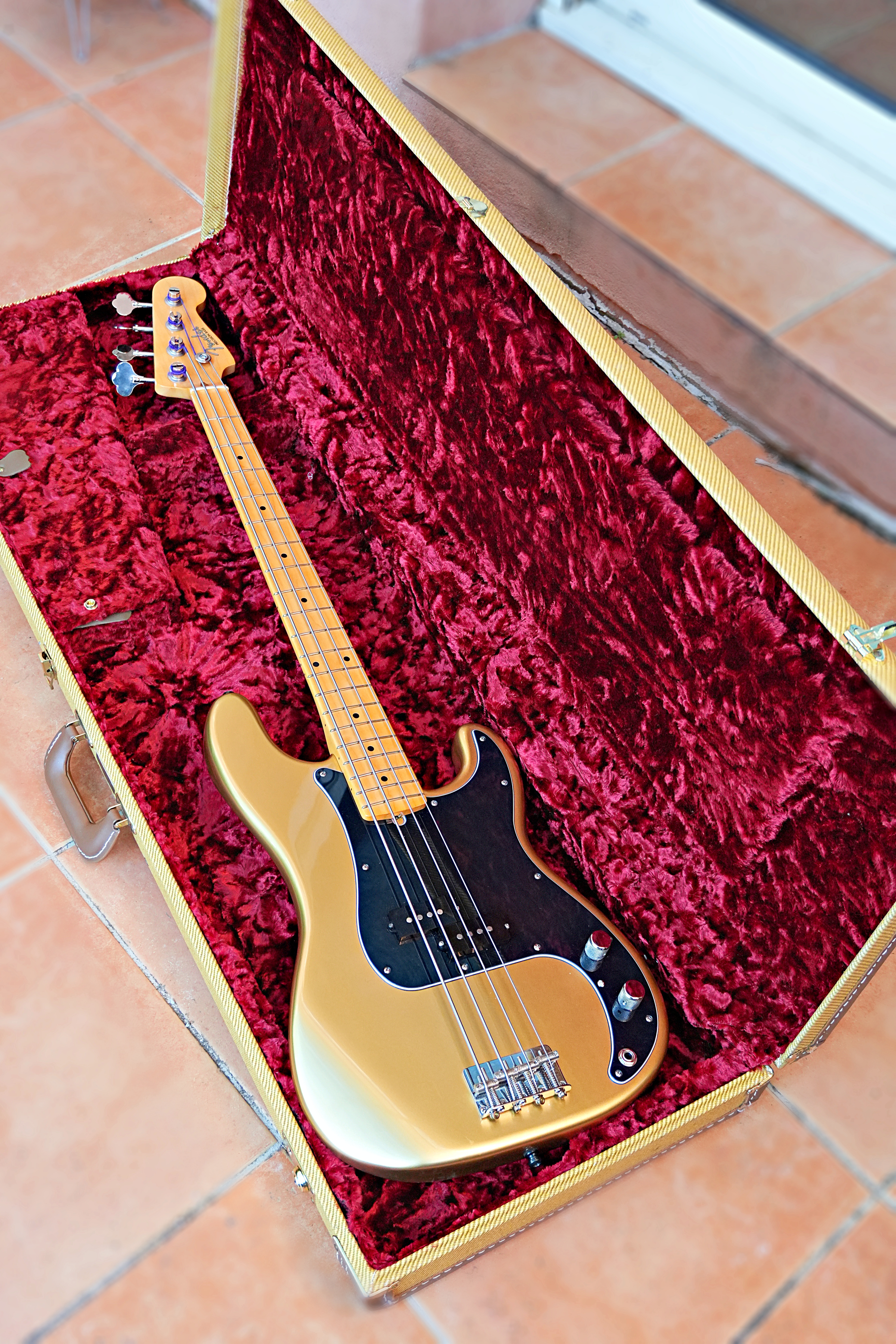 Fender American Original 50s Precision Aztec Gold