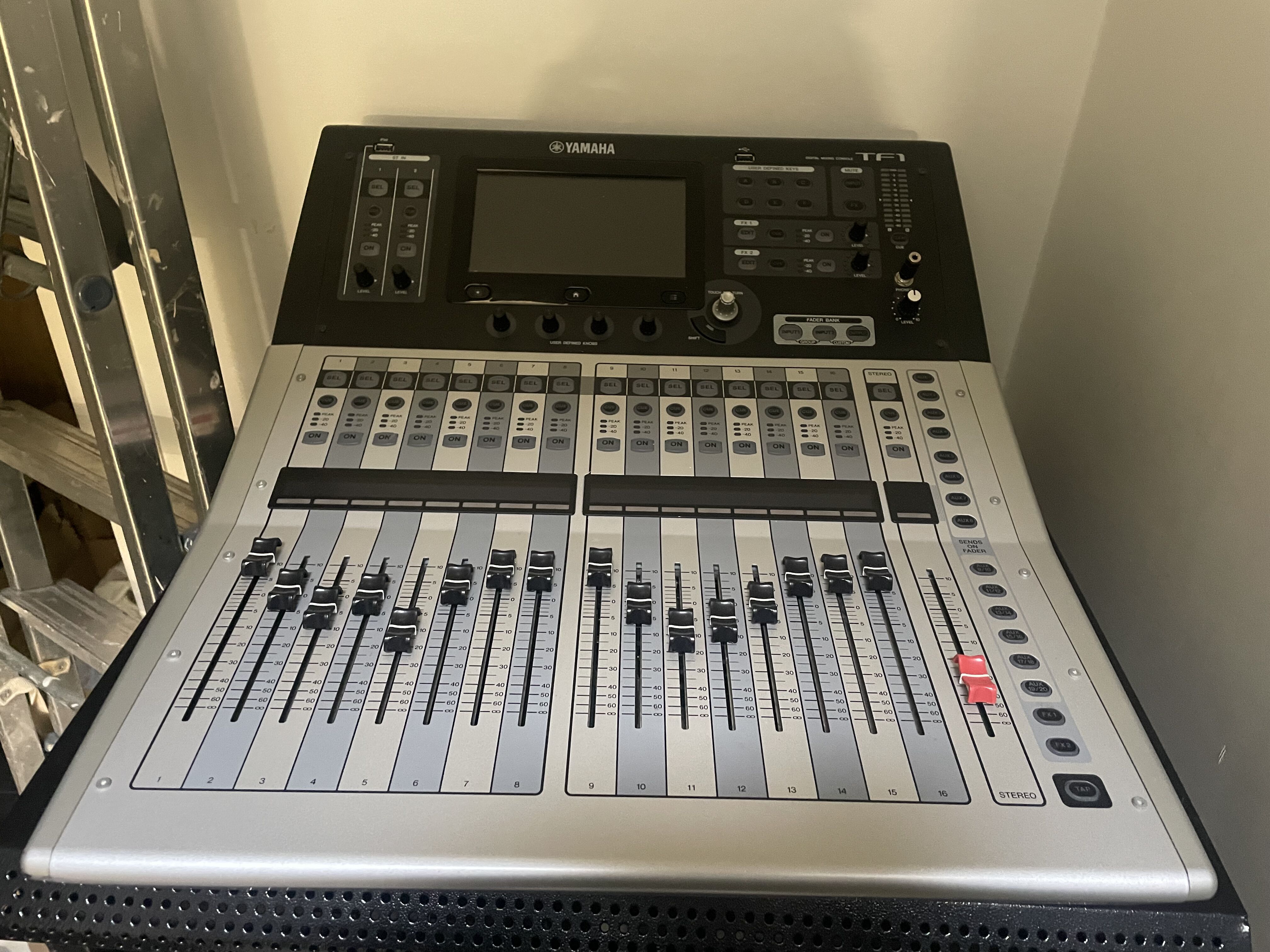 Yamaha TF1 Bon état