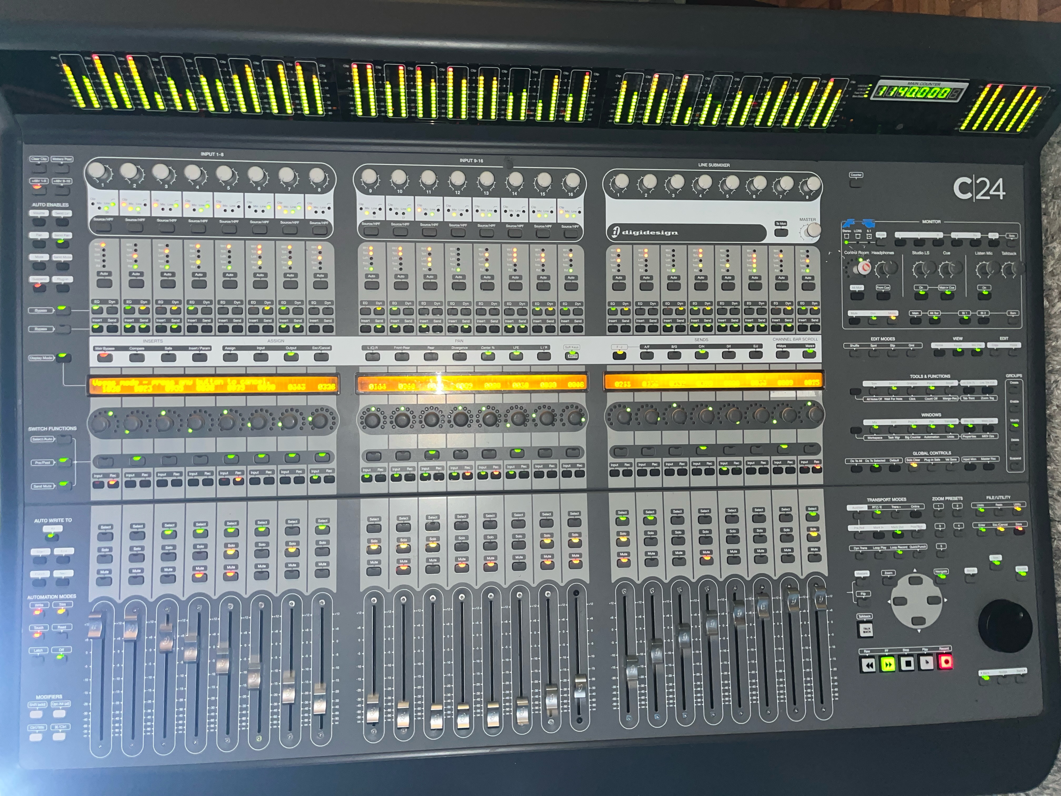 MIXER DIGIDESIGN C24 