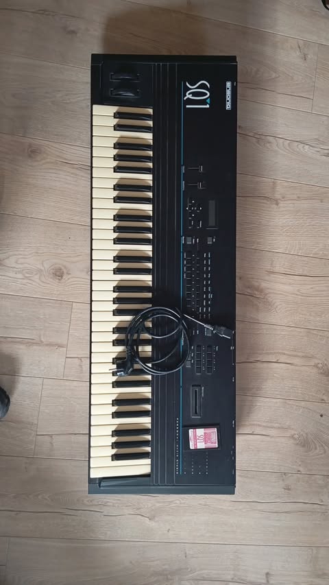 Vends Ensoniq SQ1