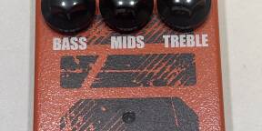 Vends overdrive/distortion Funny Little Boxes DIRT