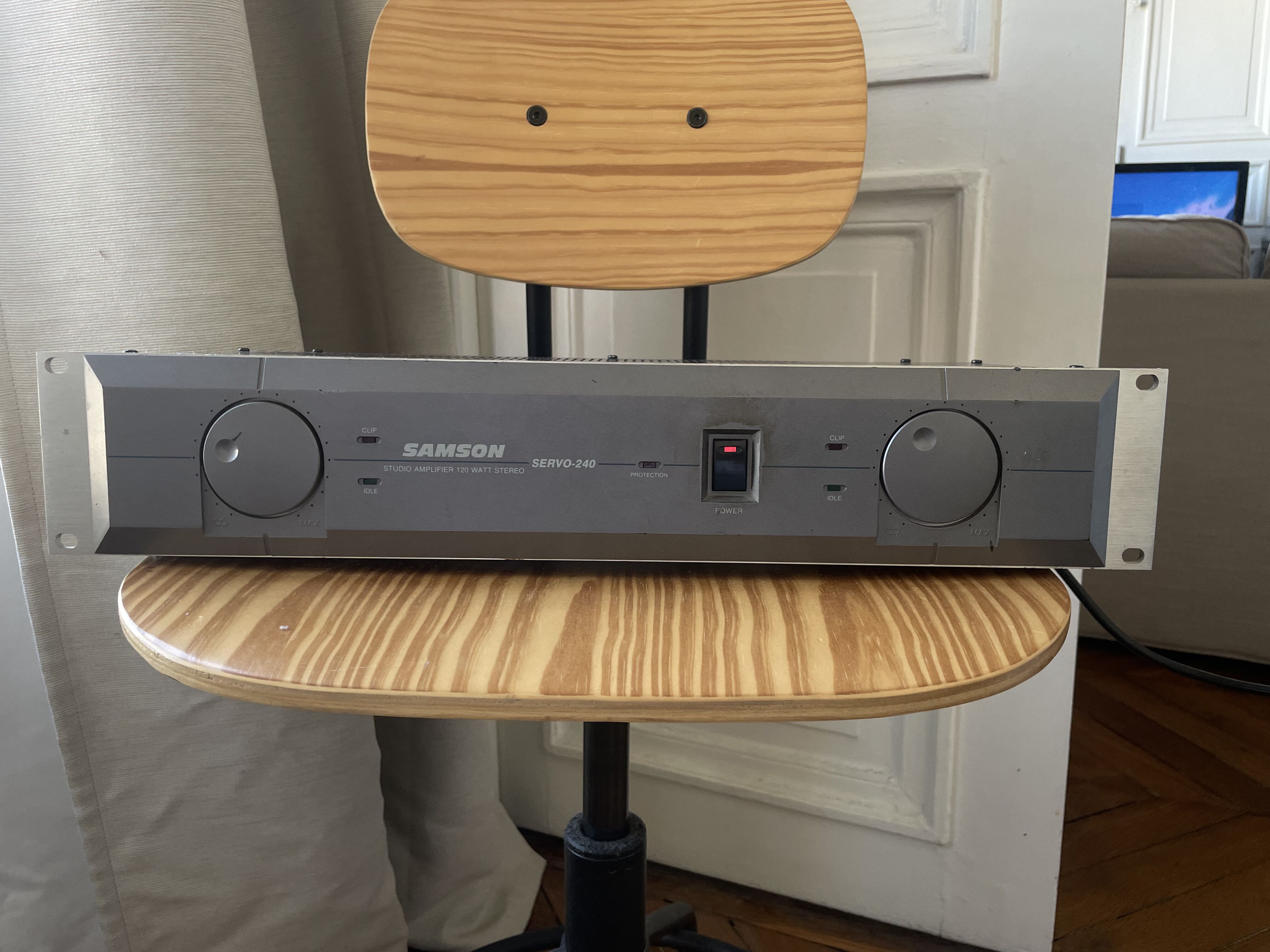 Vends Ampli studio Samson Servo 240 - Paris centre