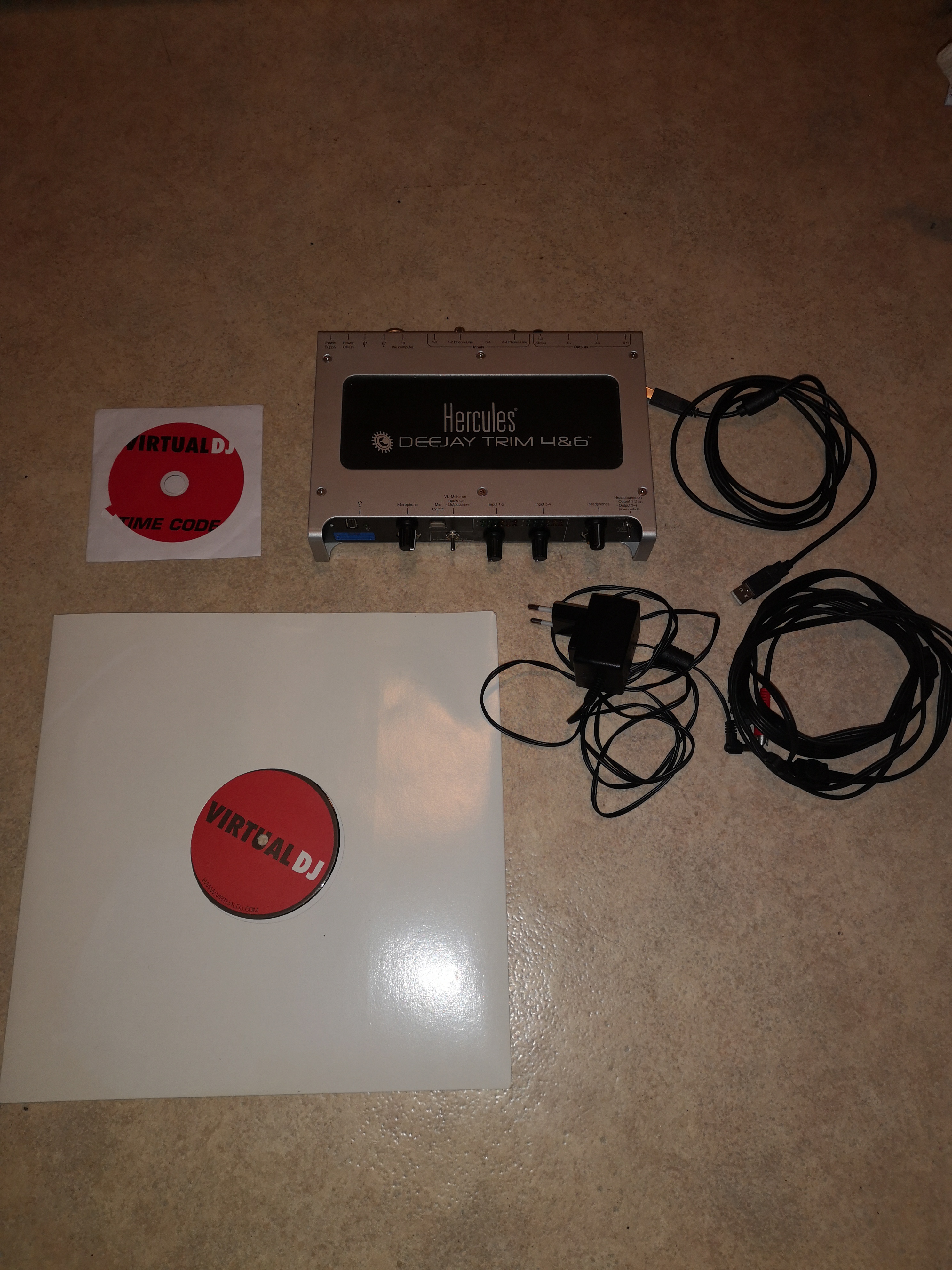 Hercules DeeJay Trim 4&6