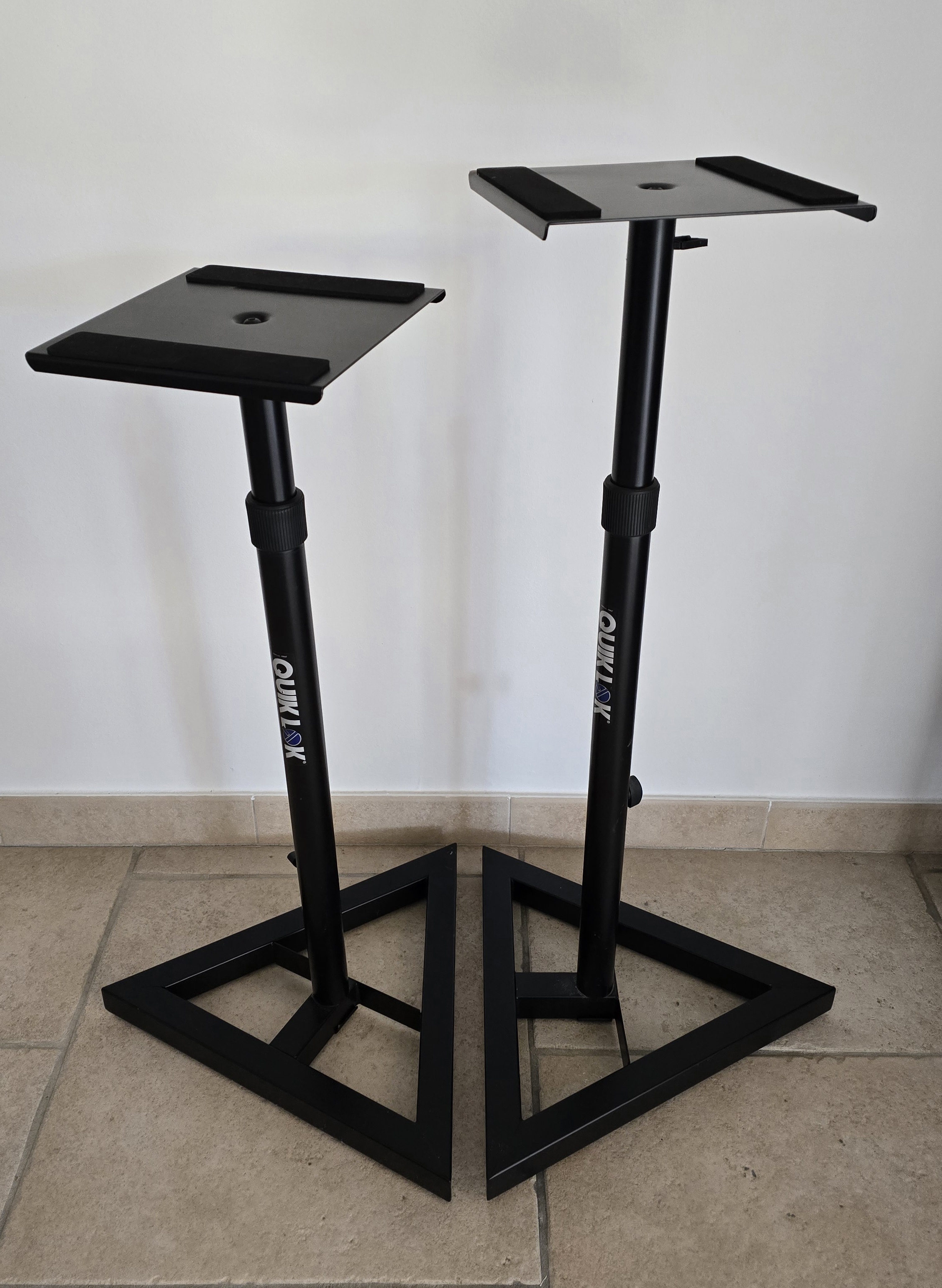 Vends supports Quik Lok BS-300