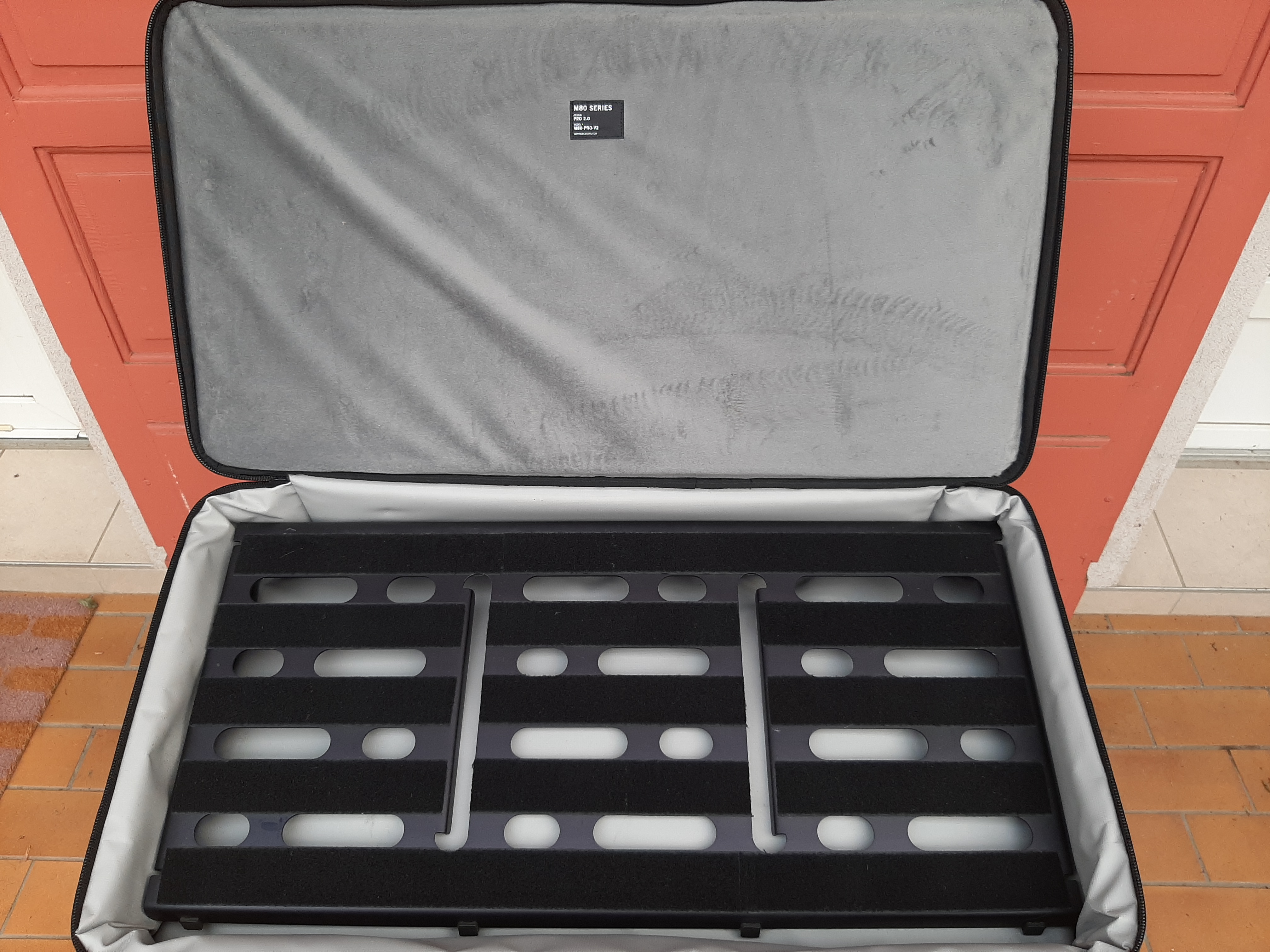 Vends Pedalboard + Sac de transport pro