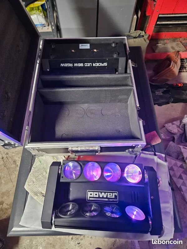 Briteq LED Blinder White (18790)