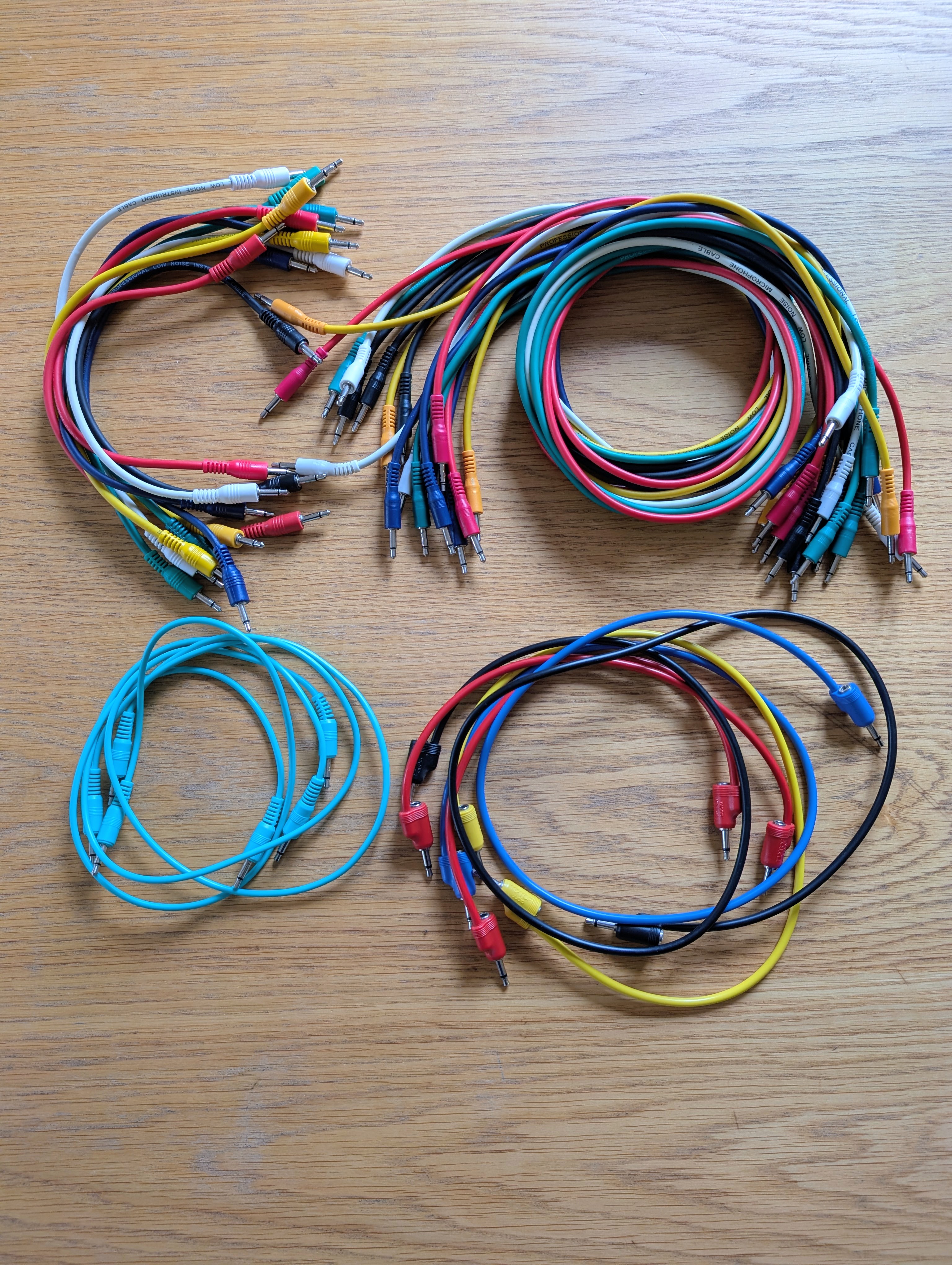 Câbles patch pour modulaire