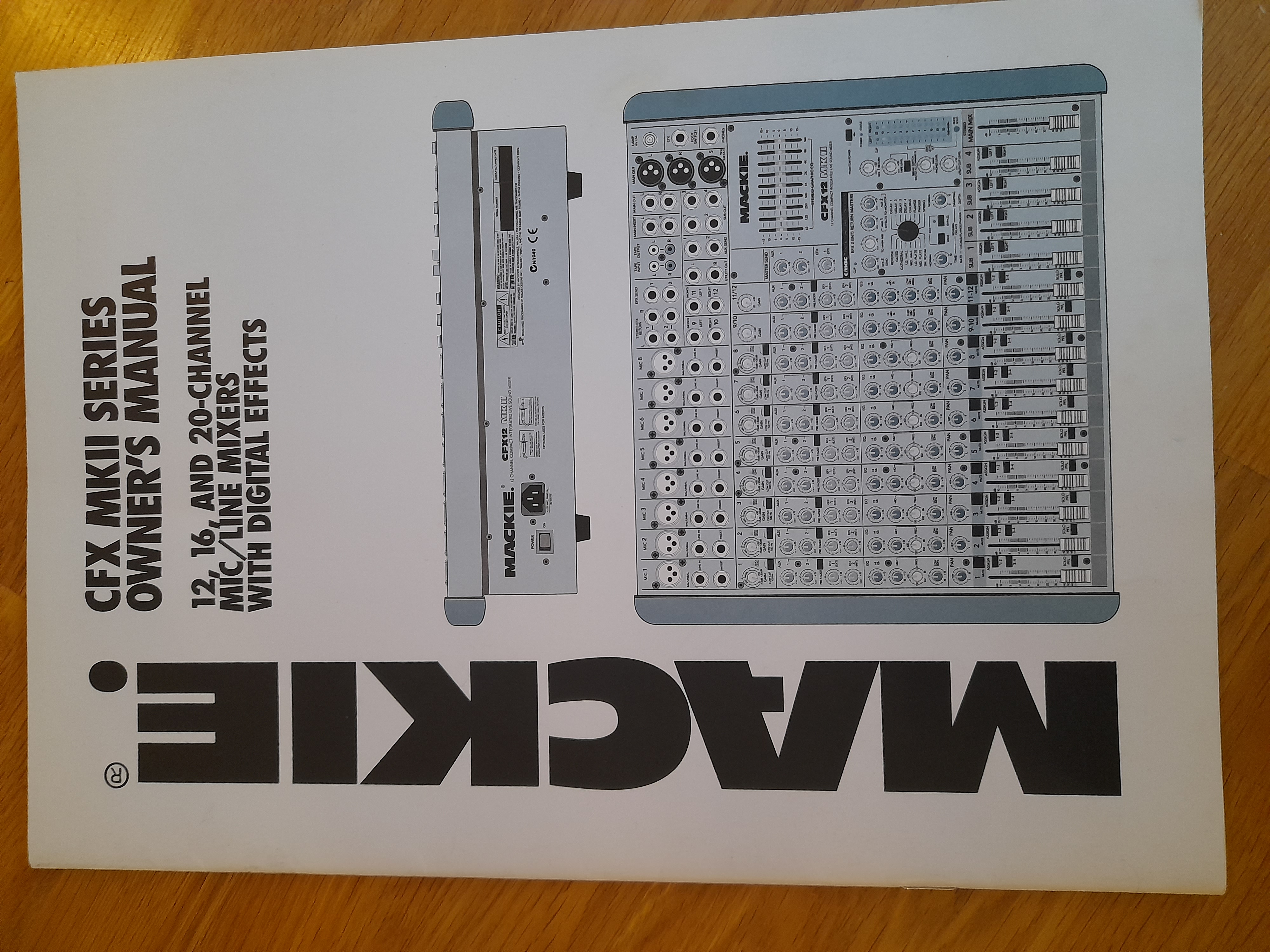 Table de mixage Mackie cfx12 mk2