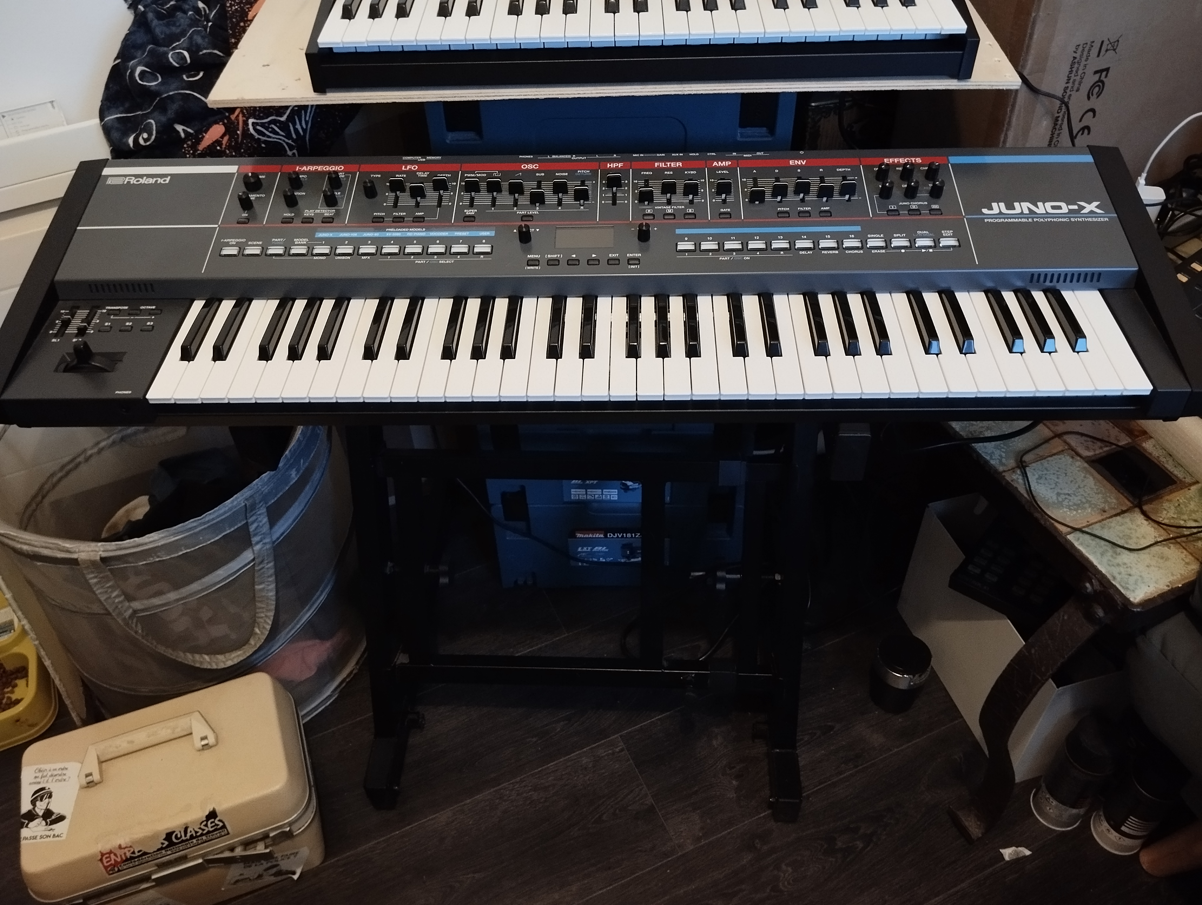 Juno x avec JX8P et Jupiter 8 