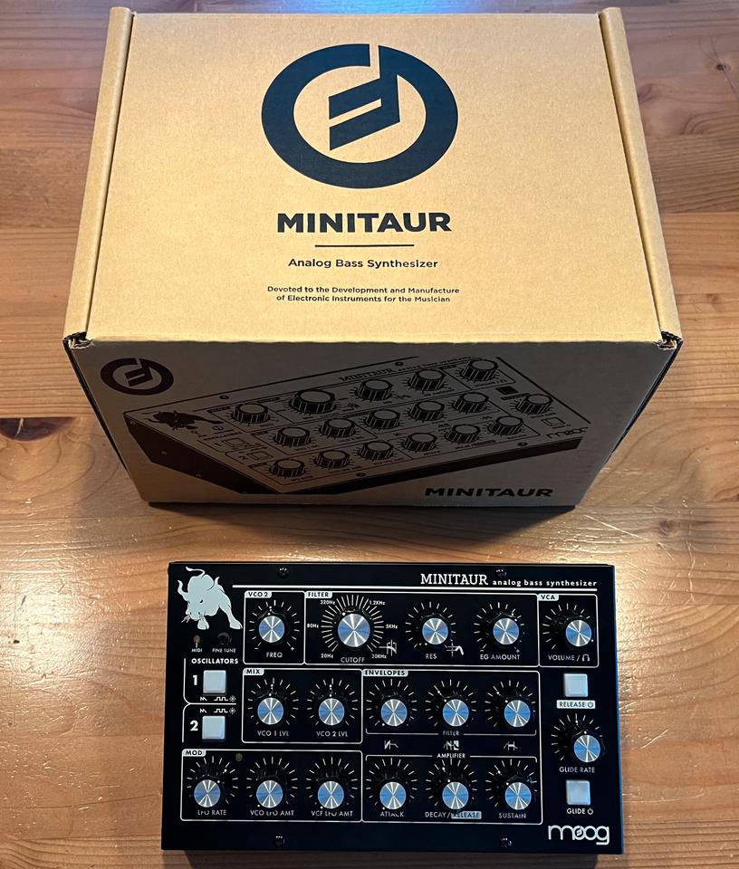Moog Minitaur