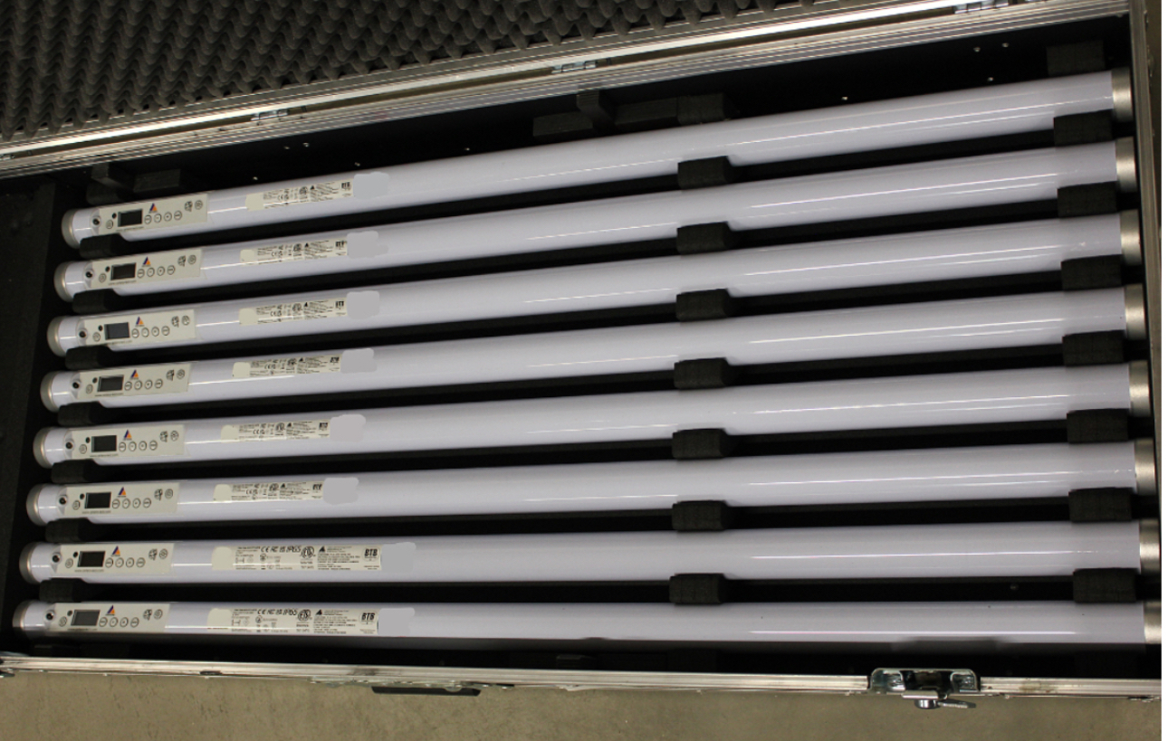 Set de 8 titan en flight case avec accessoires état neuf 