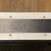 Vends Flight case Gator bois 2u