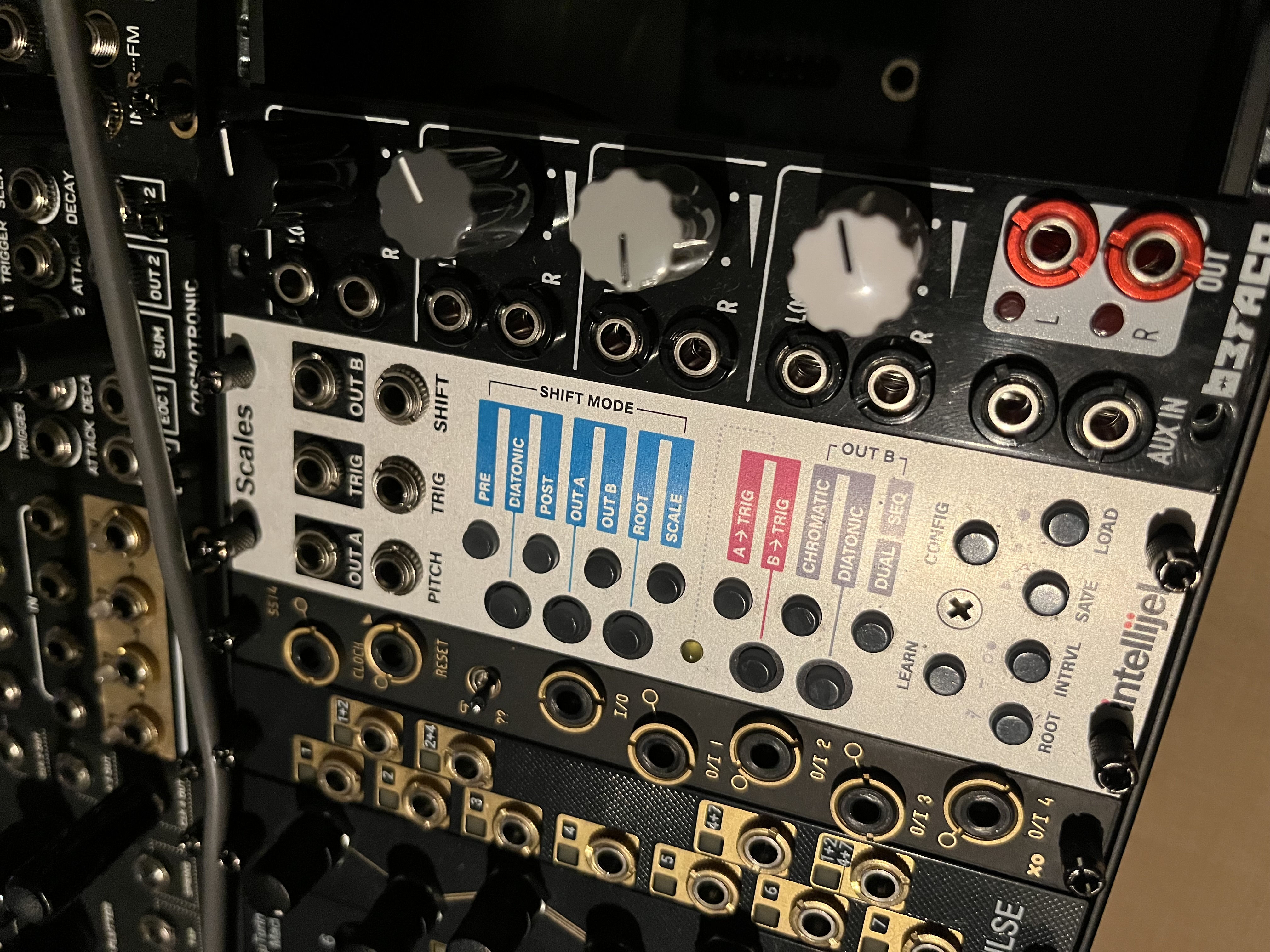 Vends Intellijel Scales