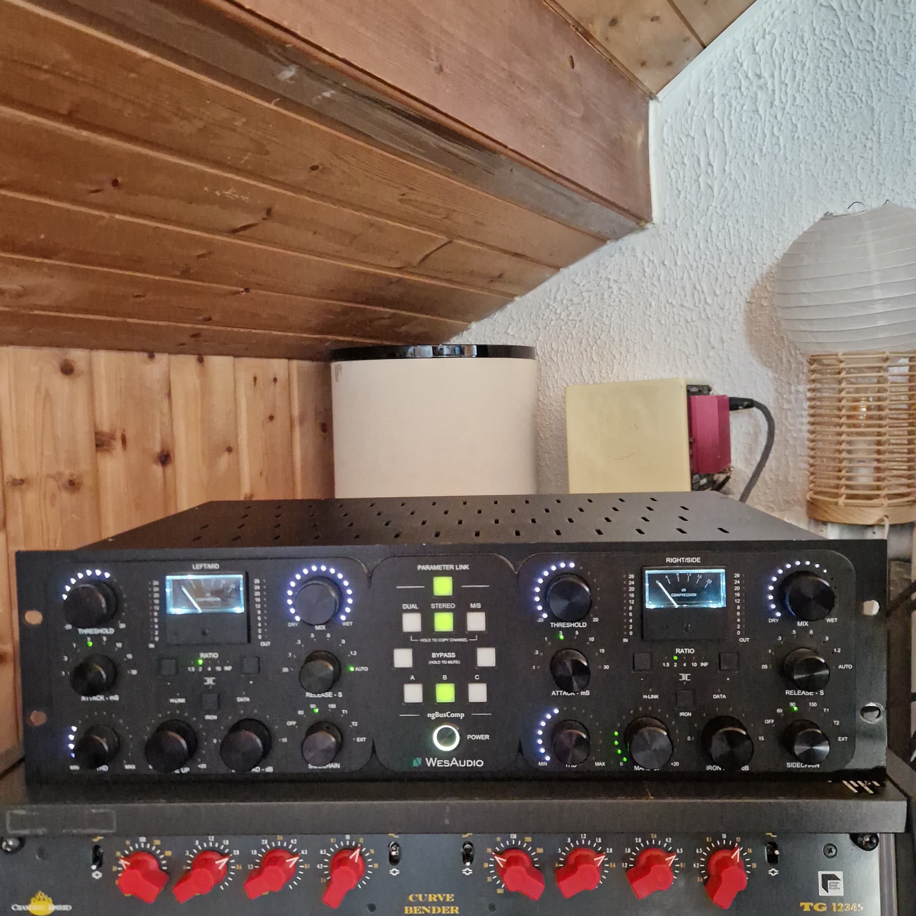 Vend Wes Audio NGBUS Comp 