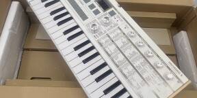 Vends micro korg s